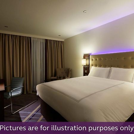 Premier Inn Muenchen City Schwabing Munique Exterior foto