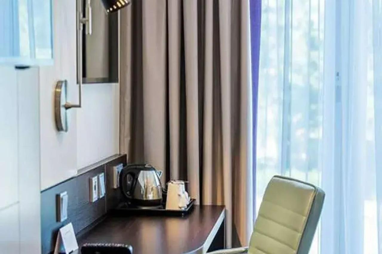 Premier Inn Muenchen City Schwabing Munique Exterior foto