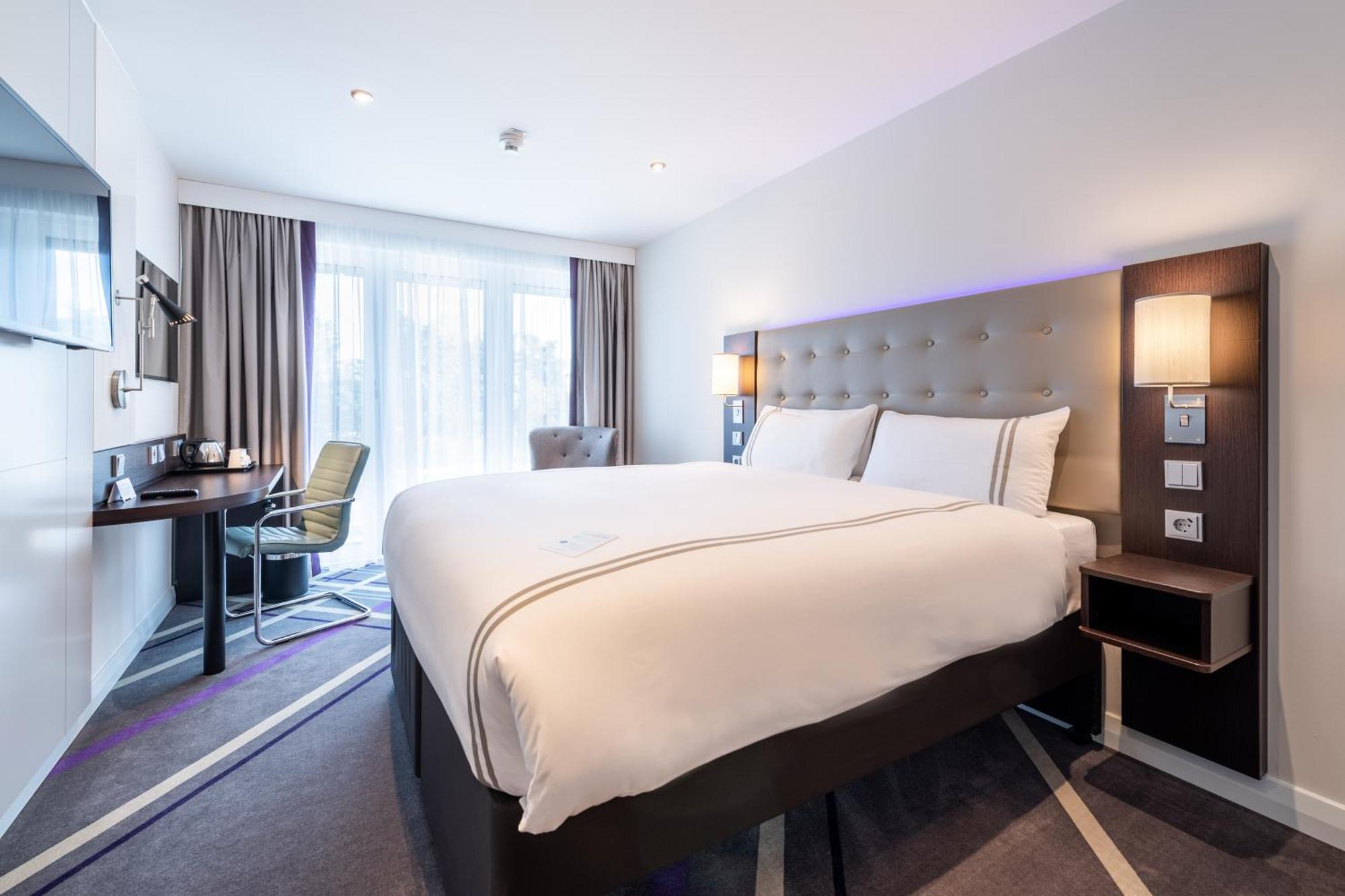 Premier Inn Muenchen City Schwabing Munique Exterior foto
